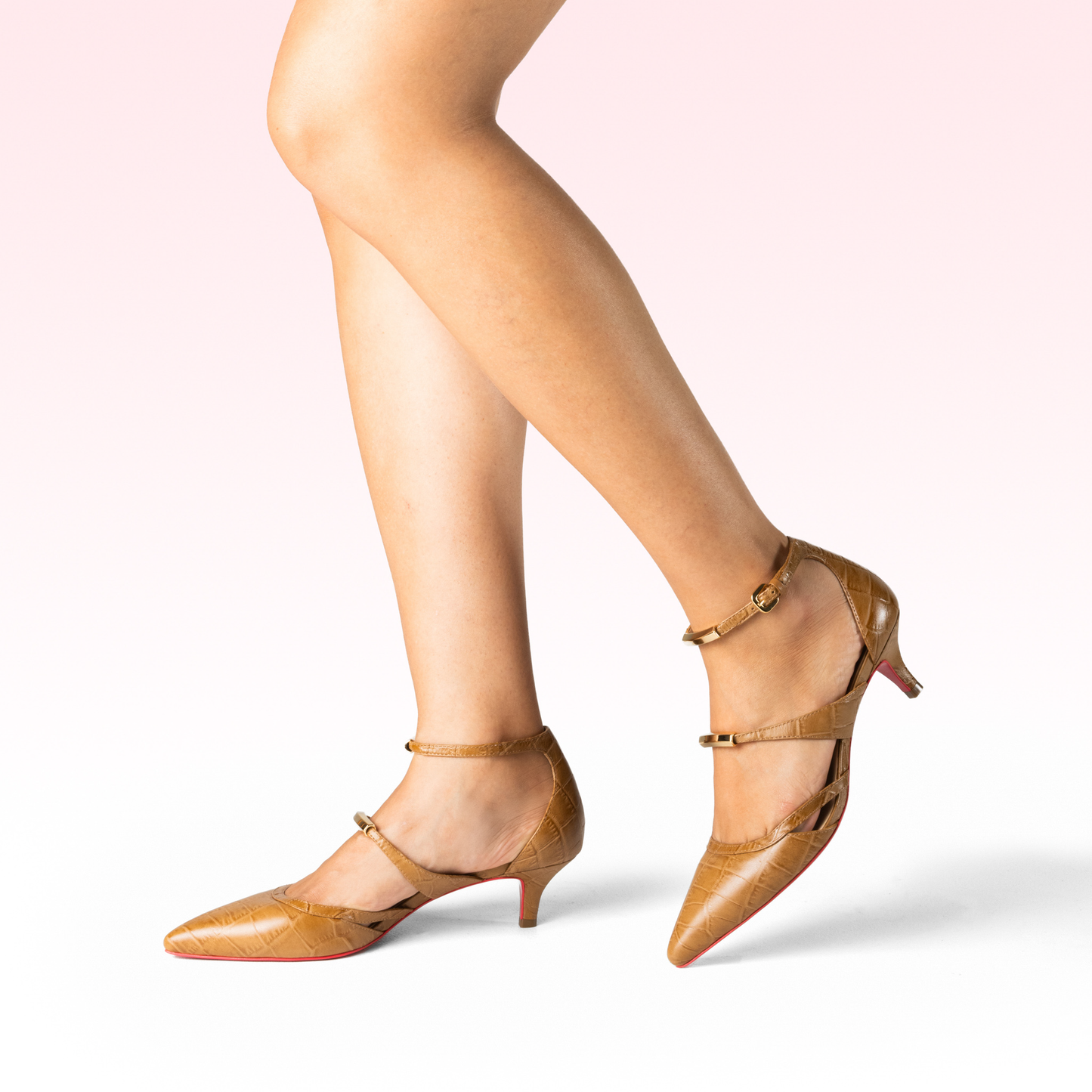 Scarpin Leônie Croco Camel
